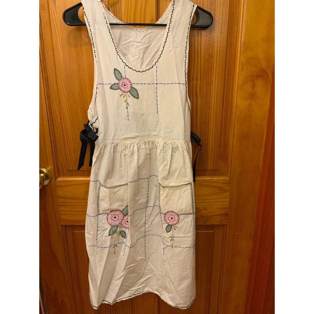 True Vintage appliquéd & embroidered Apron/Pinafore